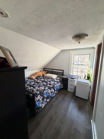 20 Baker Street, Dover, NH 03820