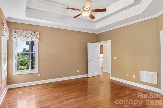 959 Silverglen Way, Hendersonville, NC 28792
