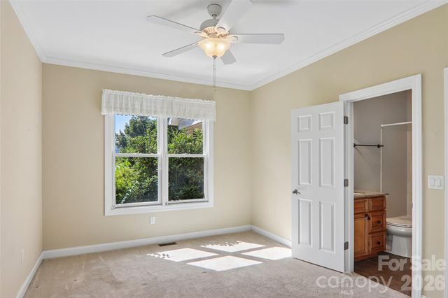 959 Silverglen Way, Hendersonville, NC 28792