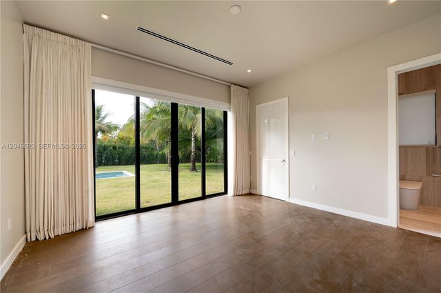 11200 SW 60th Avenue, Pinecrest, FL 33156