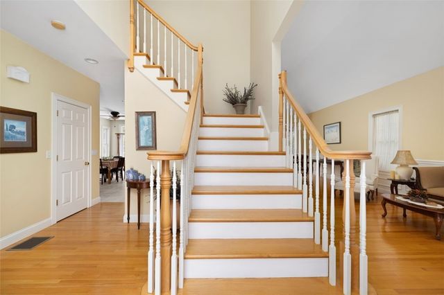 15 Susan Drive, Cumberland, RI 02864