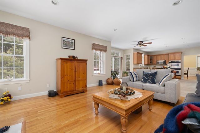 15 Susan Drive, Cumberland, RI 02864