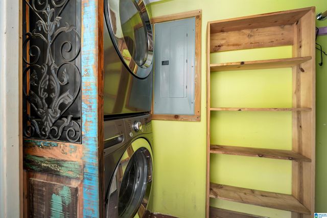 2016 CHAPEL ROAD, Hoover, AL 35226