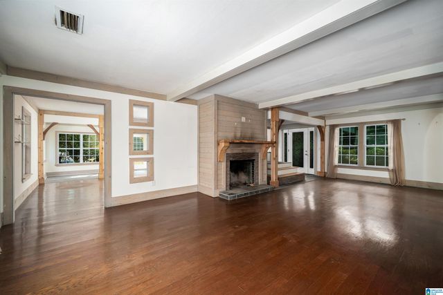 2016 CHAPEL ROAD, Hoover, AL 35226