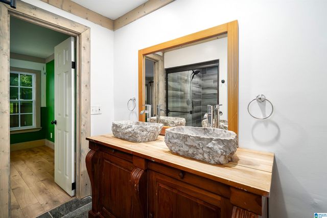 2016 CHAPEL ROAD, Hoover, AL 35226