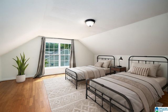 2016 CHAPEL ROAD, Hoover, AL 35226