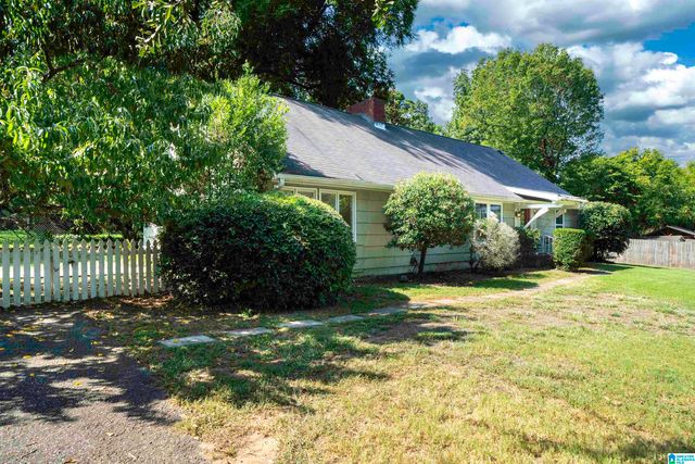 2016 CHAPEL ROAD, Hoover, AL 35226