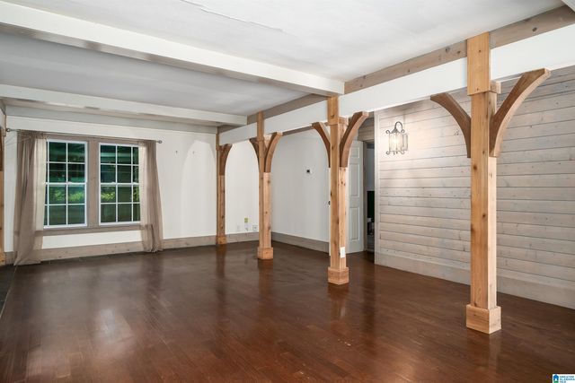 2016 CHAPEL ROAD, Hoover, AL 35226