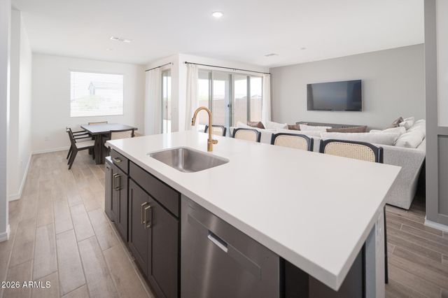 25557 N 76TH Lane, Peoria, AZ 85383