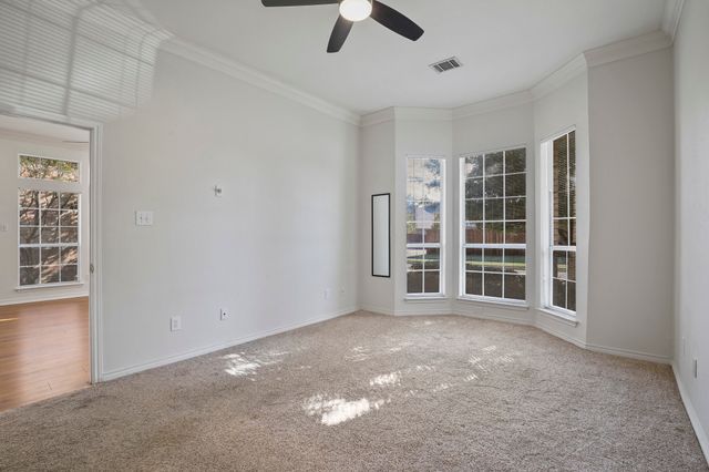 8704 Moss Hill Road, Irving, TX 75063