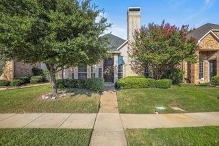 8704 Moss Hill Road, Irving, TX 75063