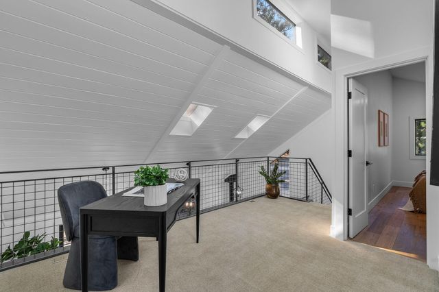 14455 Crossroads Loop, Sisters, OR 97759