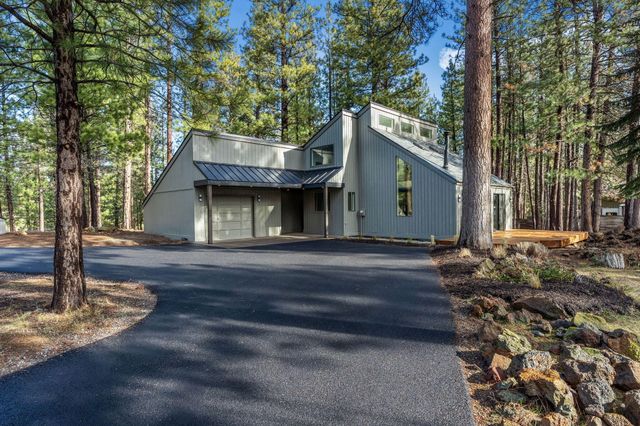 14455 Crossroads Loop, Sisters, OR 97759