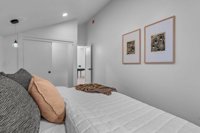 14455 Crossroads Loop, Sisters, OR 97759