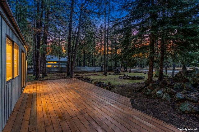 14455 Crossroads Loop, Sisters, OR 97759