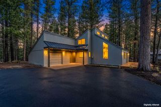 14455 Crossroads Loop, Sisters, OR 97759