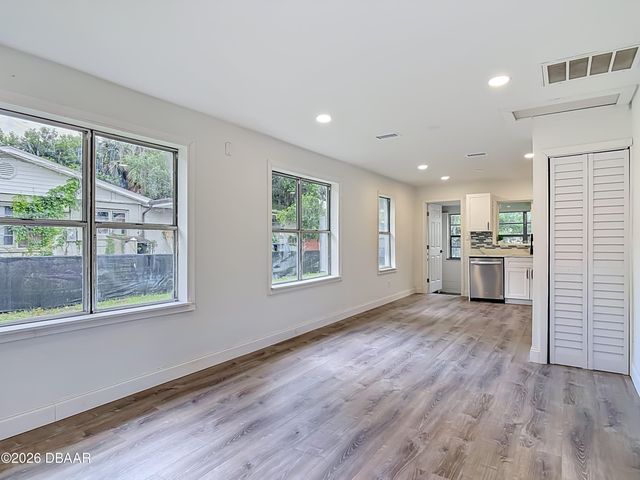 234 N Adams Street, Daytona Beach, FL 32114