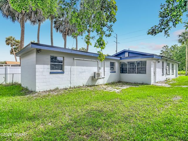234 N Adams Street, Daytona Beach, FL 32114