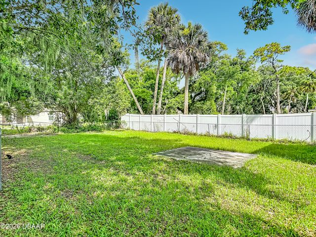 234 N Adams Street, Daytona Beach, FL 32114
