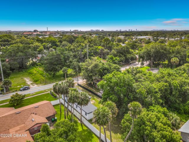 234 N Adams Street, Daytona Beach, FL 32114