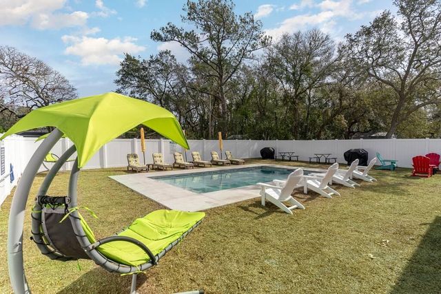 508 S 33rd Avenue, North Myrtle Beach, SC 29582