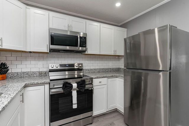 508 S 33rd Avenue, North Myrtle Beach, SC 29582