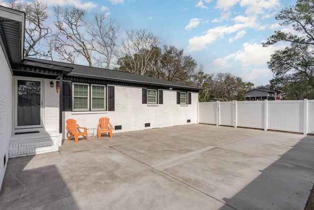 508 S 33rd Avenue, North Myrtle Beach, SC 29582