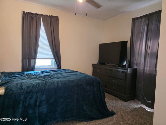 616 Cardwell Street, Elizabeth City, NC 27909