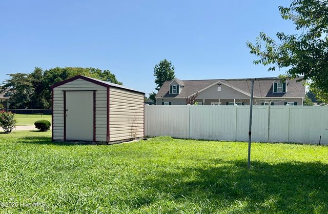 616 Cardwell Street, Elizabeth City, NC 27909