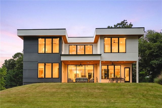 3195 Lavista Road, Decatur, GA 30033