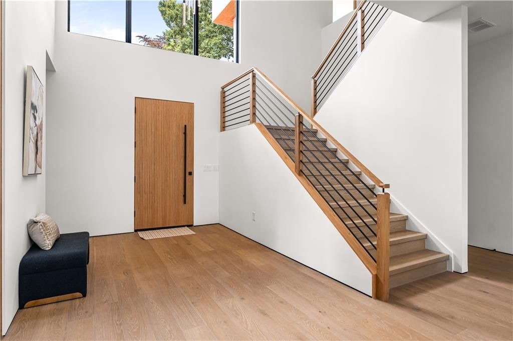 Image 41 of property listing at 3195 Lavista Road, Decatur, GA 30033