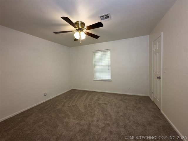 23712 E 104th Street S, Broken Arrow, OK 74014