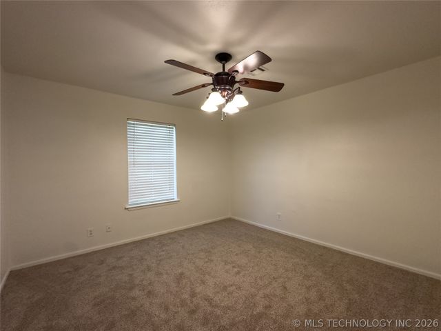 23712 E 104th Street S, Broken Arrow, OK 74014
