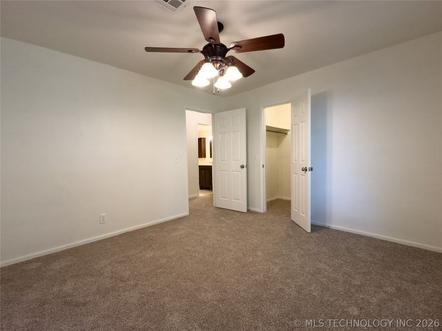 23712 E 104th Street S, Broken Arrow, OK 74014