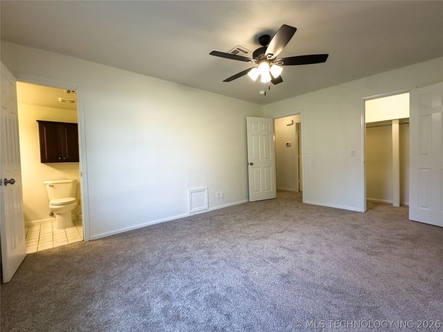 23712 E 104th Street S, Broken Arrow, OK 74014