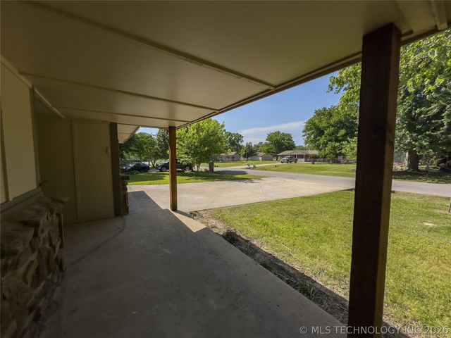 23712 E 104th Street S, Broken Arrow, OK 74014