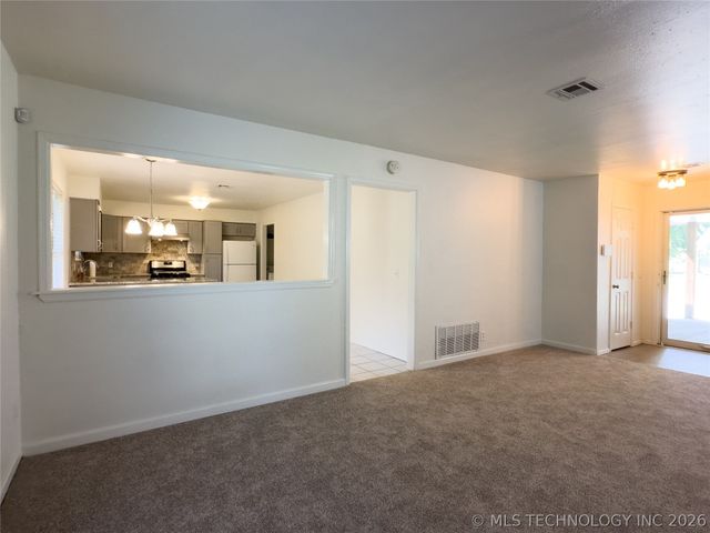 23712 E 104th Street S, Broken Arrow, OK 74014