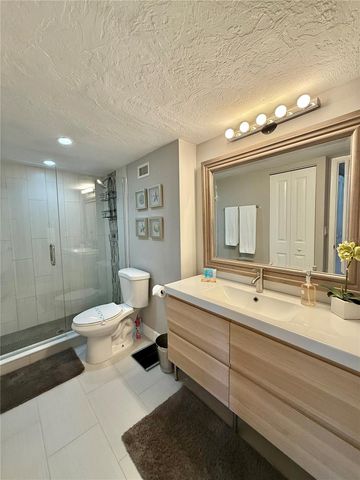 5855 MIDNIGHT PASS ROAD 108, Sarasota, FL 34242