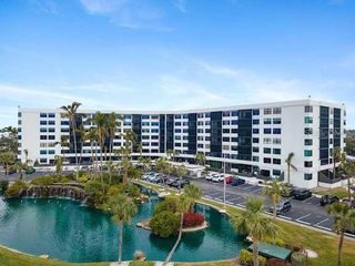 5855 MIDNIGHT PASS ROAD 108, Sarasota, FL 34242