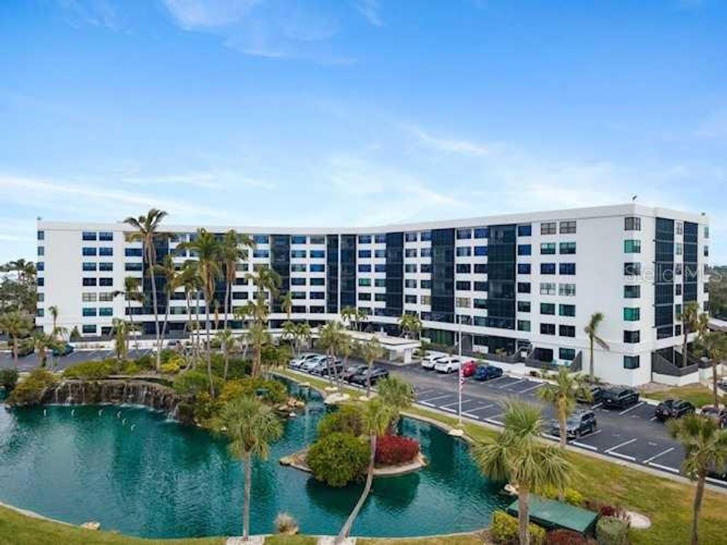 5855 MIDNIGHT PASS ROAD 108, Sarasota, FL 34242