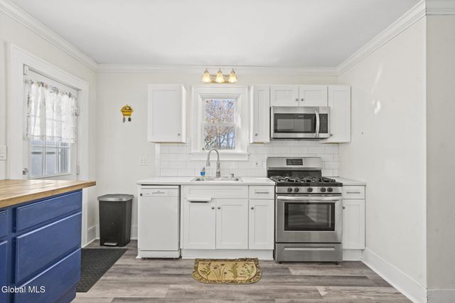 12 Elman Street, Broadalbin, NY 12025