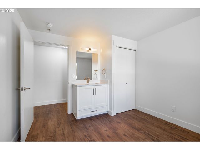 7400 Sw 172ND Ave, Beaverton, OR 97007