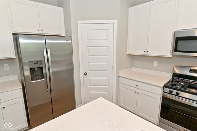 1964 Rowena Lane, Westfield, IN 46074