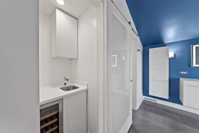 2533 Lakeshore DRIVE, Sheboygan, WI 53081