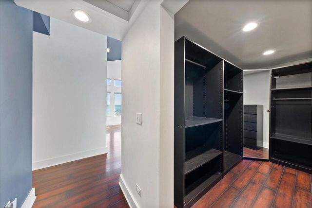 2533 Lakeshore DRIVE, Sheboygan, WI 53081