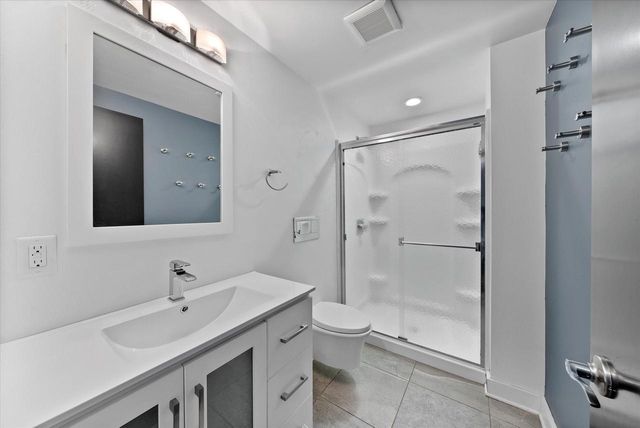 2533 Lakeshore DRIVE, Sheboygan, WI 53081