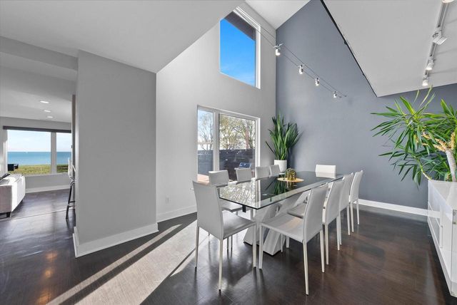 2533 Lakeshore DRIVE, Sheboygan, WI 53081