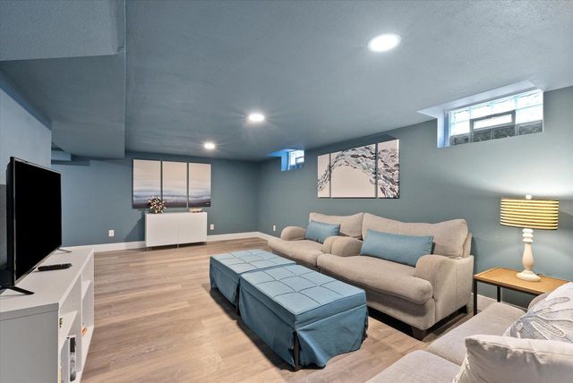 2533 Lakeshore DRIVE, Sheboygan, WI 53081