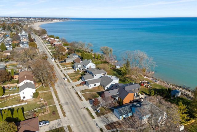 2533 Lakeshore DRIVE, Sheboygan, WI 53081