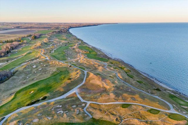 2533 Lakeshore DRIVE, Sheboygan, WI 53081